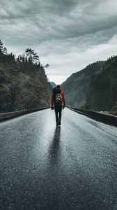 Preview wallpaper man, road, alone, tourist, travel, nature