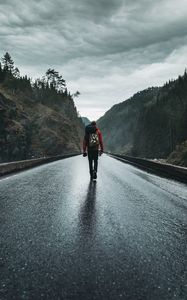 Preview wallpaper man, road, alone, tourist, travel, nature