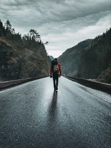 Preview wallpaper man, road, alone, tourist, travel, nature