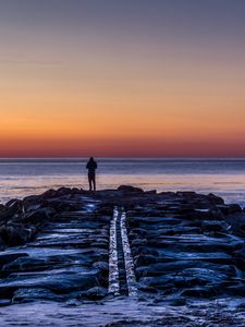 Preview wallpaper man, shore, evening, sea