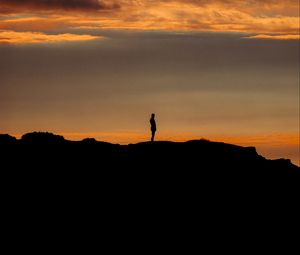 Preview wallpaper man, silhouette, alone, loneliness, dark