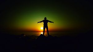 Preview wallpaper man, silhouette, freedom, sunset