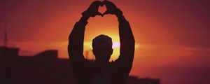 Preview wallpaper man, silhouette, heart, sunset, hands