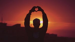 Preview wallpaper man, silhouette, heart, sunset, hands