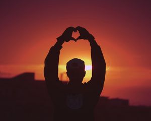 Preview wallpaper man, silhouette, heart, sunset, hands