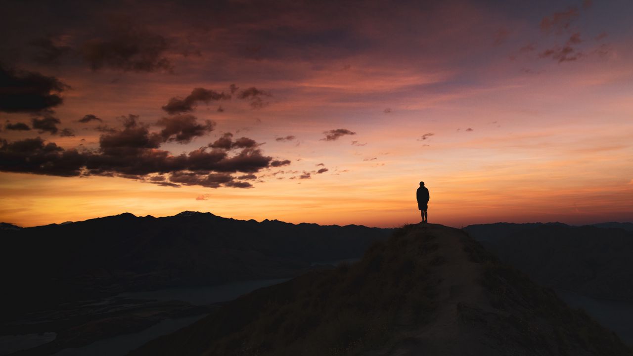 Wallpaper man, silhouette, loneliness, dusk, mountains