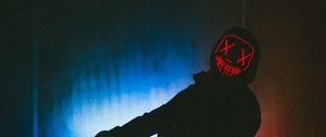 Preview wallpaper man, silhouette, mask, neon, dark