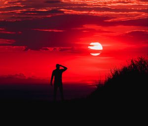 Preview wallpaper man, silhouette, sunset, sky