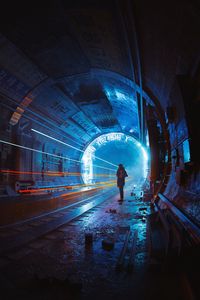 Preview wallpaper man, silhouette, tunnel, long exposure, art