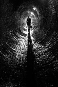 Preview wallpaper man, suit, tunnel, black and white