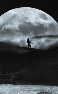 Preview wallpaper man, surfing, ocean, waves, moon, black and white