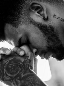 Preview wallpaper man, tattoo, prayer, bw