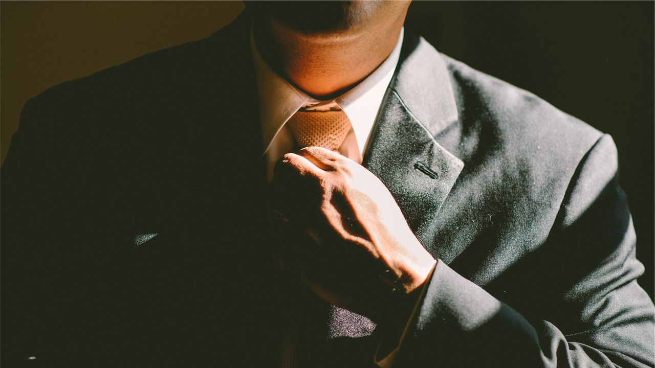 Wallpaper man, tie, hand, suit, business