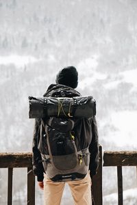 Preview wallpaper man, tourist, backpack, snow, travel