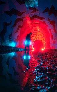 Preview wallpaper man, tunnel, neon, glow, light