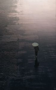 Preview wallpaper man, umbrella, road, alone, rain