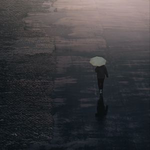 Preview wallpaper man, umbrella, road, alone, rain