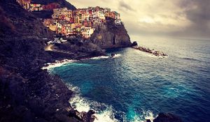 Preview wallpaper manarola, italy, sea, coast, landscape, home, rocks