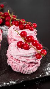 Preview wallpaper marshmallow, currant, berries, dessert