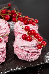 Preview wallpaper marshmallow, currant, berries, dessert