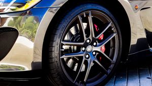 Preview wallpaper maserati, car, wheel