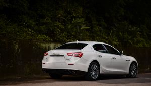 Preview wallpaper maserati ghibli, maserati, car, white, side view