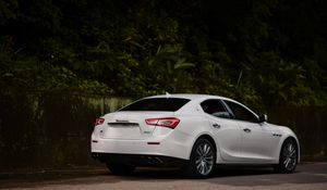 Preview wallpaper maserati ghibli, maserati, car, white, side view