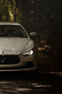 Preview wallpaper maserati ghibli, maserati, machine, white, front view, road