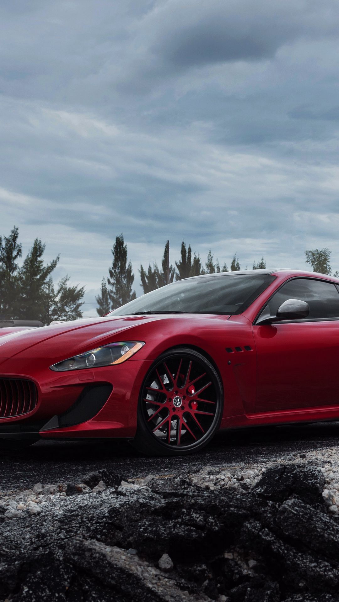 red maserati granturismo wallpaper