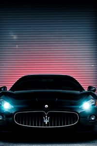 Preview wallpaper maserati, lights, wall, car