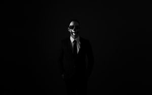 Preview wallpaper mask, anonymous, bw, tie, suit jacket, shirt, dark