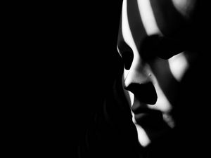 Preview wallpaper mask, bw, gloomy, face