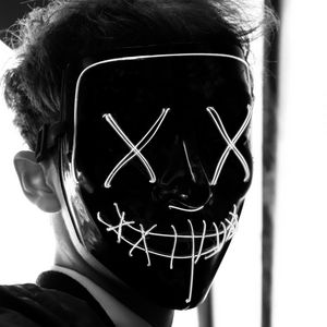 Preview wallpaper mask, face, bw, person