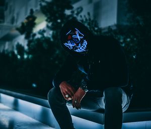 Preview wallpaper mask, hood, anonymous, glow, darkness, face