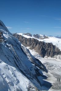 Preview wallpaper matterhorn mountain, solvay hut, snow, peaks