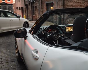 Preview wallpaper mazda mx-5, mazda, car, white, steering wheel