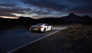 Preview wallpaper mclaren, 570gt, supercar, road, night, rear view