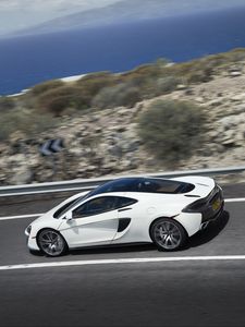 Preview wallpaper mclaren, 570gt, white, car, motion