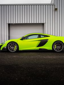 Preview wallpaper mclaren, 675lt, light green, side view