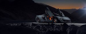 Preview wallpaper mclaren, 675lt, side view, night