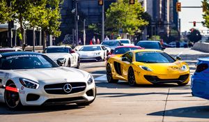 Preview wallpaper mclaren, car, sports car, yellow, road