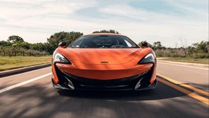 Preview wallpaper mclaren mp4-12c, mclaren, sports car, car, movement