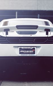 Preview wallpaper mclaren, mp4-12c, supercar, rear view