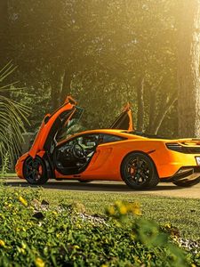 Preview wallpaper mclaren, mp4-12c, supercar, side view