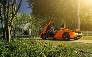 Preview wallpaper mclaren, mp4-12c, supercar, side view