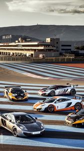 Preview wallpaper mclaren, mp4-12c, supercar, track racing, paul ricard, sky