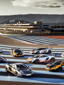 Preview wallpaper mclaren, mp4-12c, supercar, track racing, paul ricard, sky