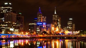 Preview wallpaper melbourne, light, night, bridge, reflection