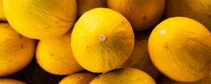Preview wallpaper melons, fruit, yellow