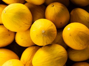 Preview wallpaper melons, fruit, yellow